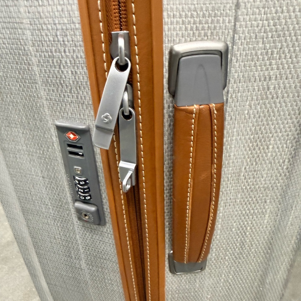SAMSONITE Black label luggage set. Original Cosmolite. Silver - Picture 7 of 9